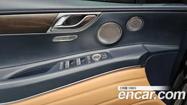 Genesis GV80 2022 — Фото 14/20