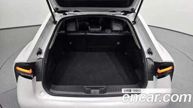 Toyota Prius 2024 — Şəkil 24/30