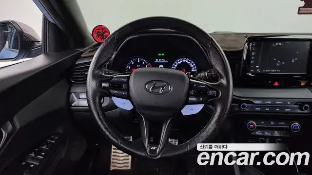 Hyundai Veloster 2019 — Фото 12/20