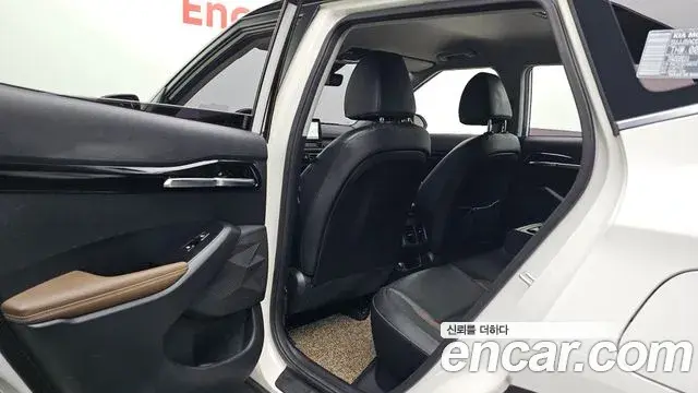 Kia Seltos 2019 — ფოტო 29/35