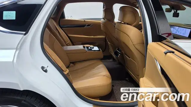 Genesis Electrified G80 2024 — Photo 11/20