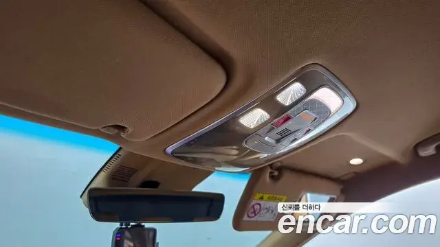 Genesis Electrified G80 2024 — Photo 15/20