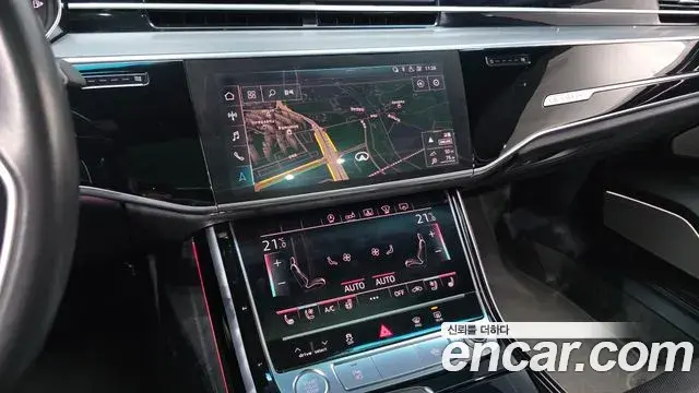 Audi A8 2019 — Фото 14/20