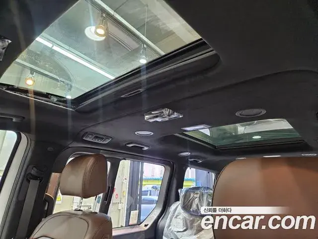 Hyundai Staria 2026 — ფოტო 17/20