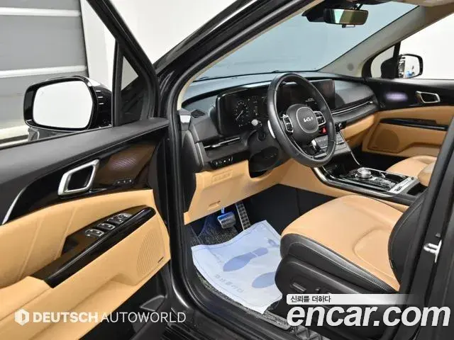 Kia Carnival 2021 — Photo 11/20