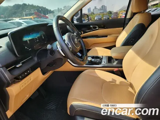 Kia Carnival 2021 — Фото 15/20