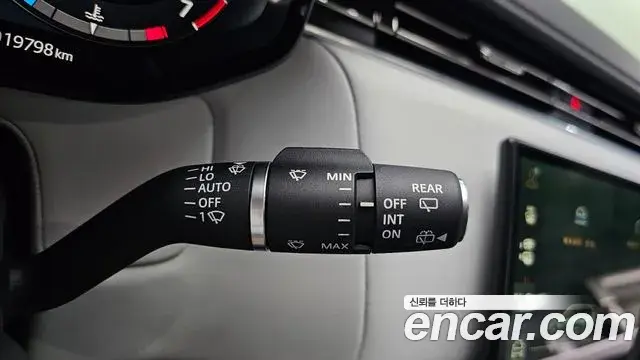 Land Rover Range Rover Sport 2024 — Photo 2/30