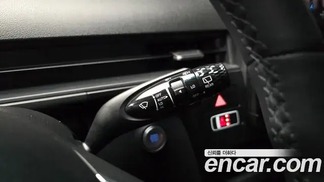 Hyundai Staria 2024 — Photo 16/20