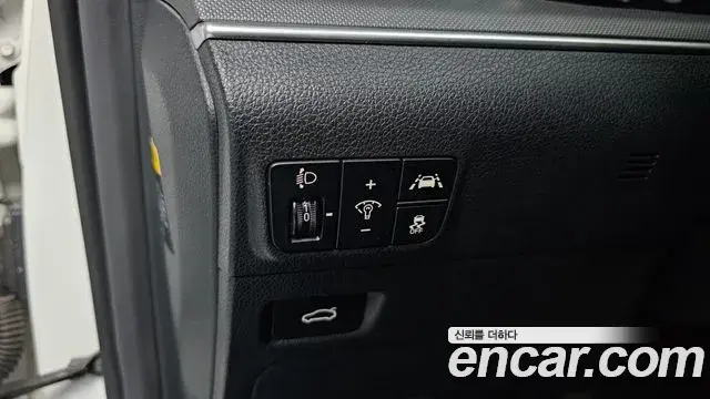 Kia K5 2019 — ფოტო 6/30