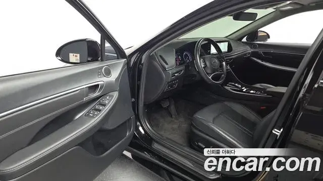 Hyundai Sonata 2022 — ფოტო 10/20