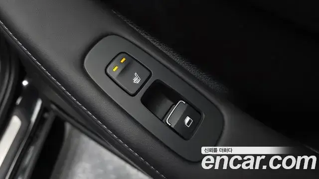 Hyundai Sonata 2022 — ფოტო 19/20