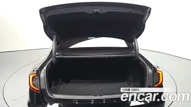 Hyundai Sonata 2022 — ფოტო 20/20