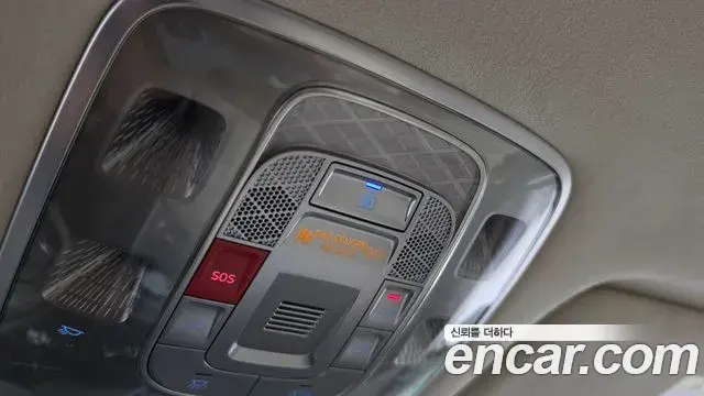 Genesis GV80 2023 — Photo 16/20
