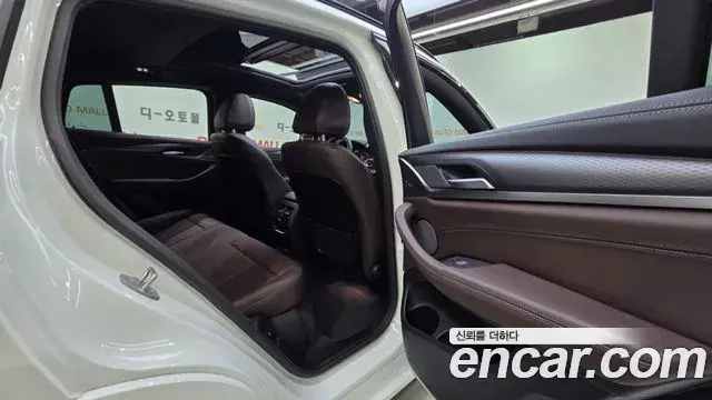 BMW X4 2025 — Photo 14/20