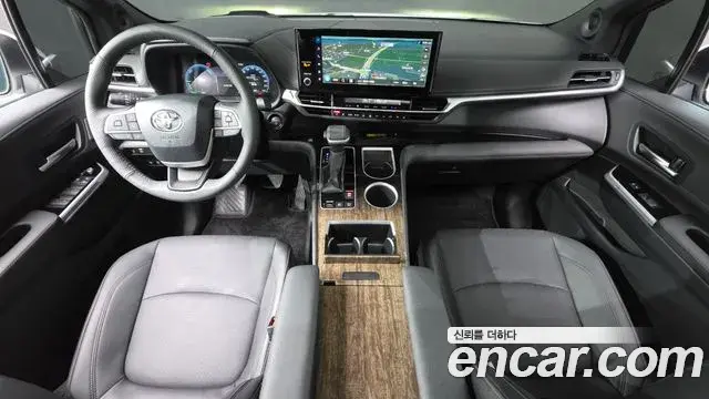 Toyota Sienna 2026 — Photo 7/20