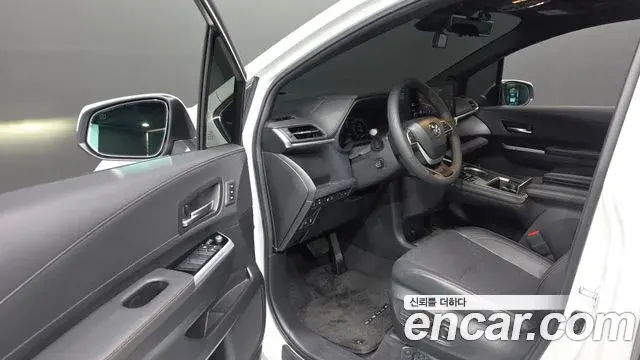 Toyota Sienna 2026 — Photo 10/20