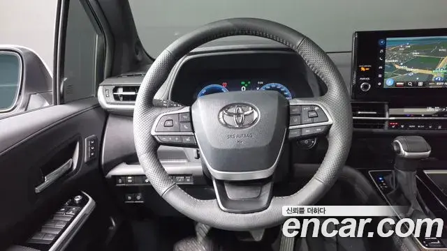 Toyota Sienna 2026 — Photo 13/20