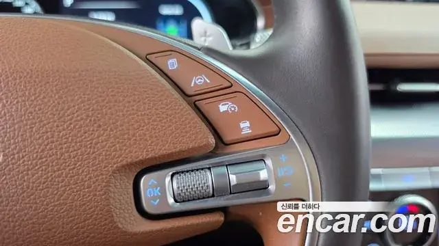 Genesis Electrified G80 2021 — Photo 16/20