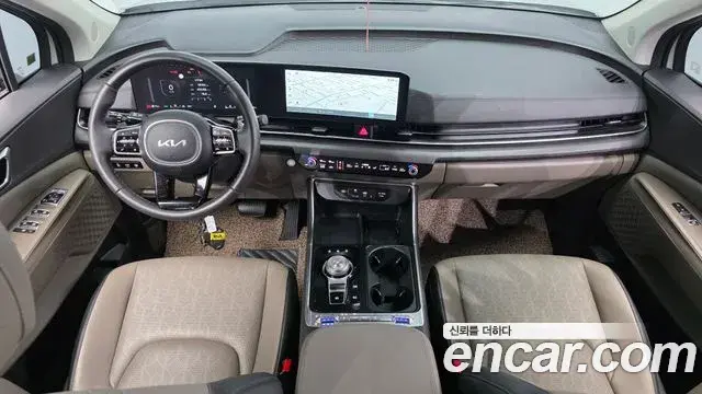 Kia Carnival 2024 — Photo 7/20