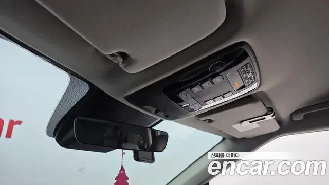 Kia Carnival 2024 — Photo 19/20