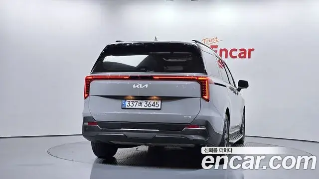 Kia Carnival 2024 — Şəkil 4/20