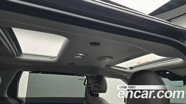 Kia Carnival 2024 — Şəkil 19/20