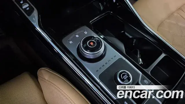 Kia Sorento 2022 — Photo 9/20