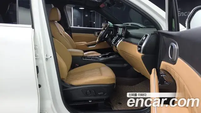 Kia Sorento 2022 — Photo 12/20
