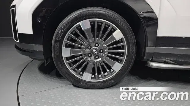 Hyundai Santa Fe 2024 — Photo 5/20