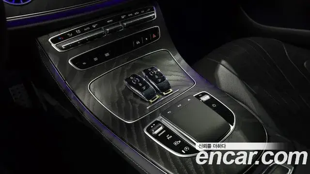 Mercedes-Benz CLS-Class 2023 — Фото 18/20