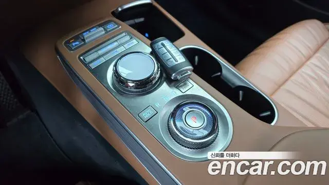 Genesis GV70 2024 — ფოტო 12/20