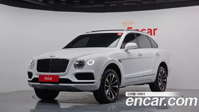 Bentley Bentayga 2019 — Photo 7/20
