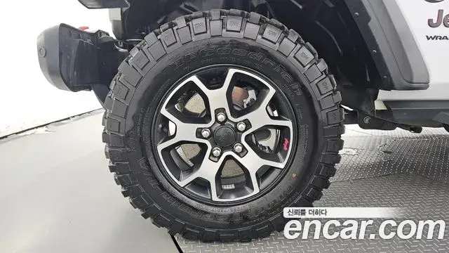 Jeep Wrangler 2023 — Photo 10/20