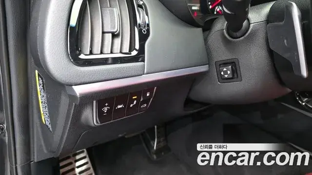 Kia Stinger 2018 — Şəkil 11/20