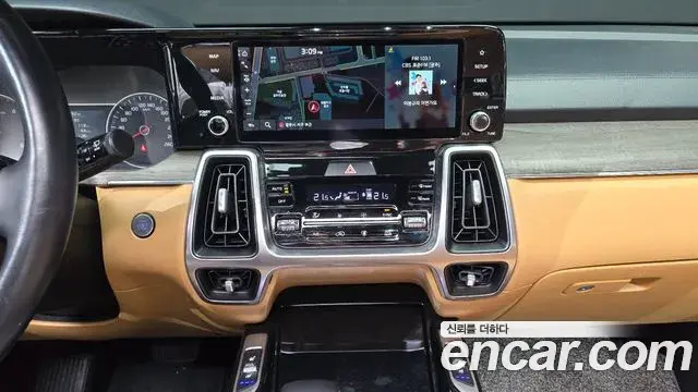 Kia Sorento 2021 — Şəkil 15/20