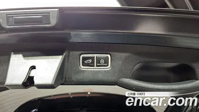 Kia Sorento 2022 — ფოტო 20/20
