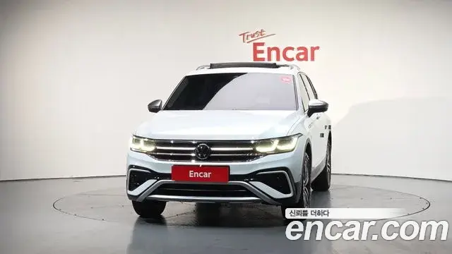 Volkswagen Tiguan Allspace 2023 — Photo 16/20