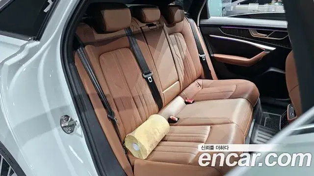 Audi A6 2023 — Фото 11/20