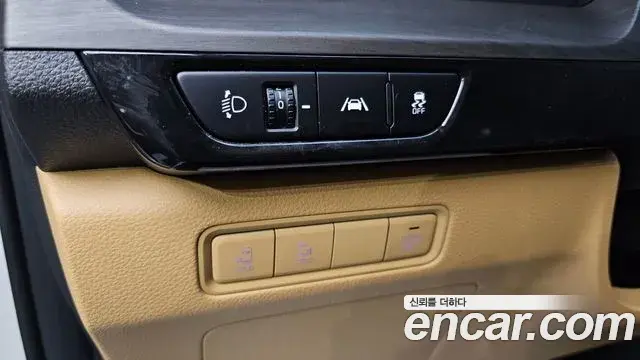 Kia Carnival 2023 — Şəkil 6/20