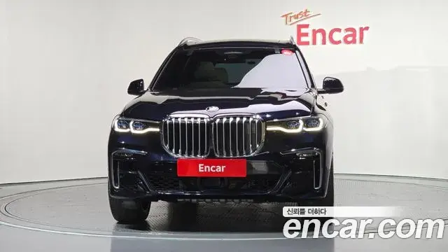 BMW X7 2021 — Şəkil 1/20