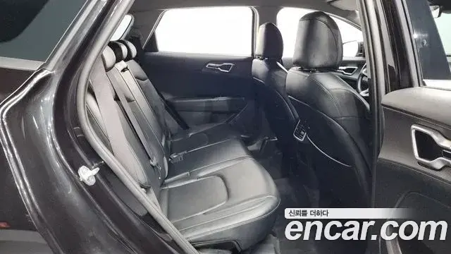 Kia Sportage 2021 — Фото 12/20