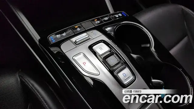 Hyundai Tucson Hybrid 2021 — ფოტო 19/20