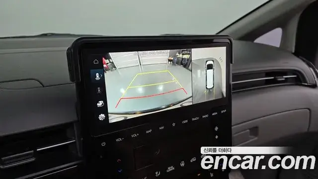 Hyundai Staria 2022 — ფოტო 13/20