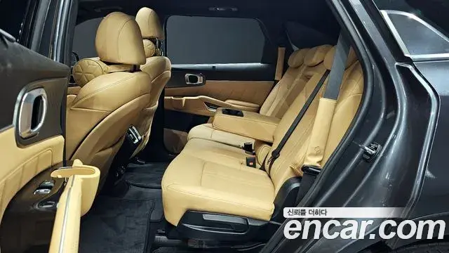 Kia Sorento 2022 — Photo 10/20