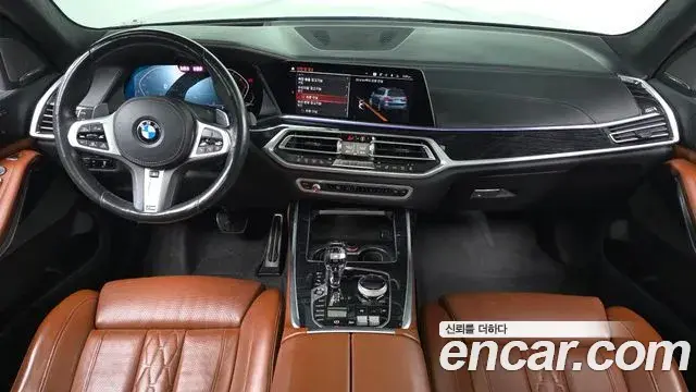 BMW X7 2020 — Photo 2/20