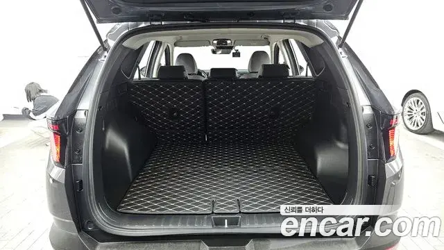 Hyundai Tucson Hybrid 2022 — ფოტო 20/20