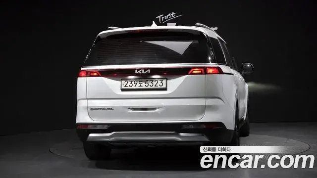 Kia Carnival 2020 — Фото 3/20