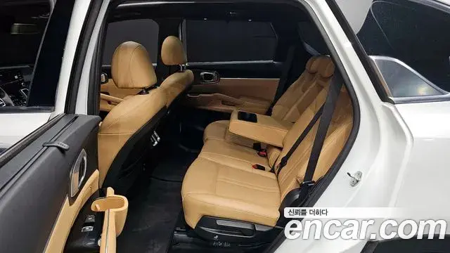 Kia Sorento 2021 — ფოტო 5/20