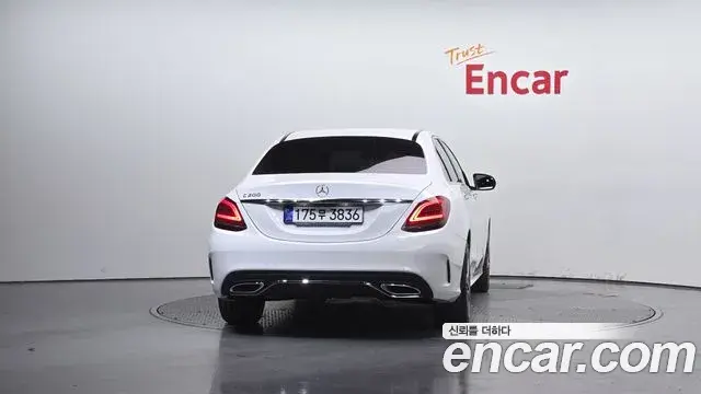 Mercedes-Benz C-Class 2020 — Şəkil 1/20