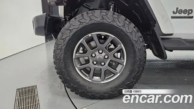 Jeep Wrangler 2021 — Şəkil 20/20